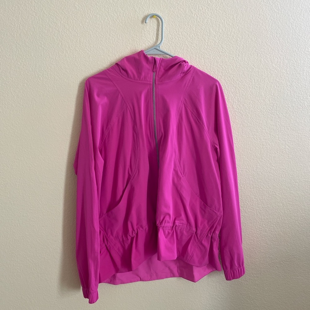 NWOT Size 10 Lululemon Pack It Up Jacket in pow pink